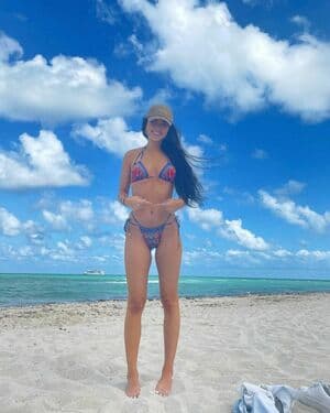 Tessa Brook Nude  Leaks 2 Photos