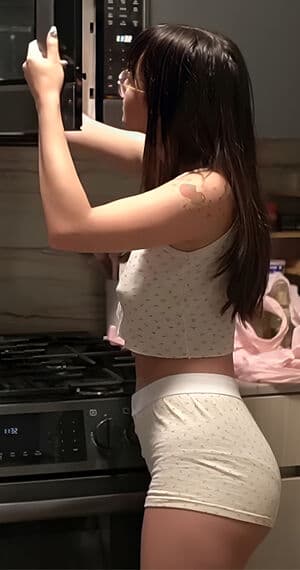 Tiptoe Tingles Nude  Leaks 3 Photos