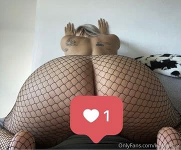 TitswithTats Nude  Leaks 3 Photos