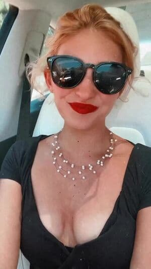 Willow Shields Nude  Leaks 3 Photos