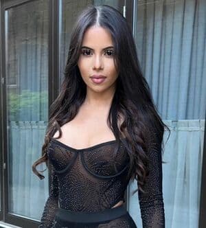 Yasmin Adelina Nude  Leaks 4 Photos