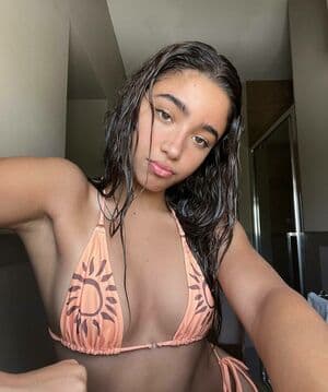 Yasmin Barbieri Nude  Leaks 22 Photos