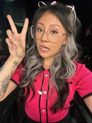 Yinsu Collins Nude  Leaks 6 Photos