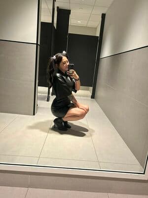 Yinsu Collins Nude  Leaks 6 Photos