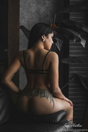 Yummy Chan Nude  Leaks 5 Photos