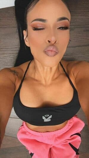 Zelina Vega Nude  Leaks 4 Photos