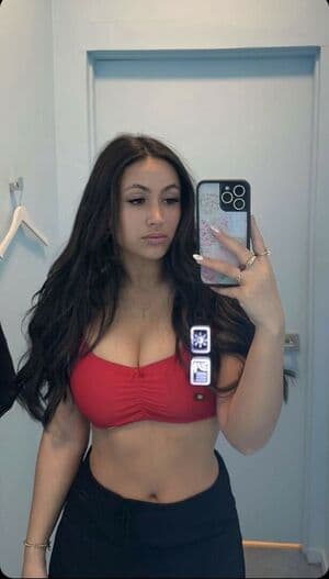 Zoe Fergurson Nude  Leaks 3 Photos