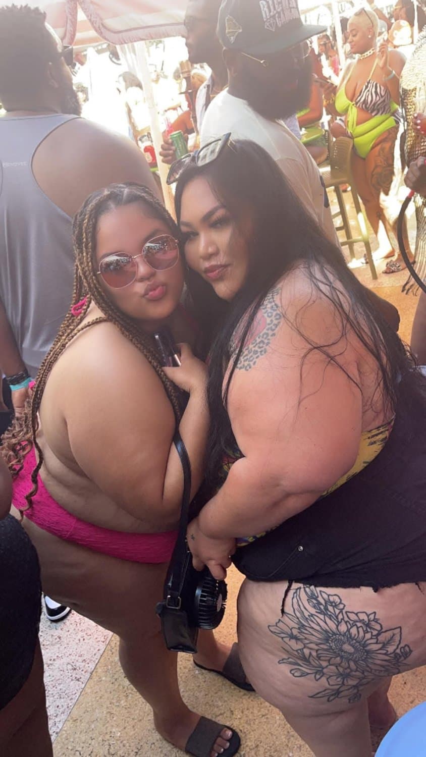 MASSIVE HUGE THICK BIG OLE BOOTY ASS SSBBW LATINA