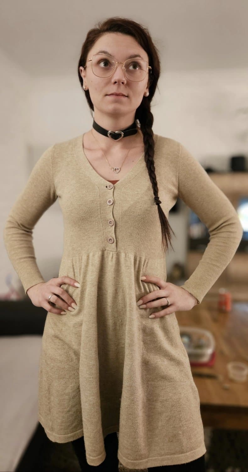 Chica Blanca Alemana Le Enta El Sexo Anal y chupar polla??? @EhefotzeFeli