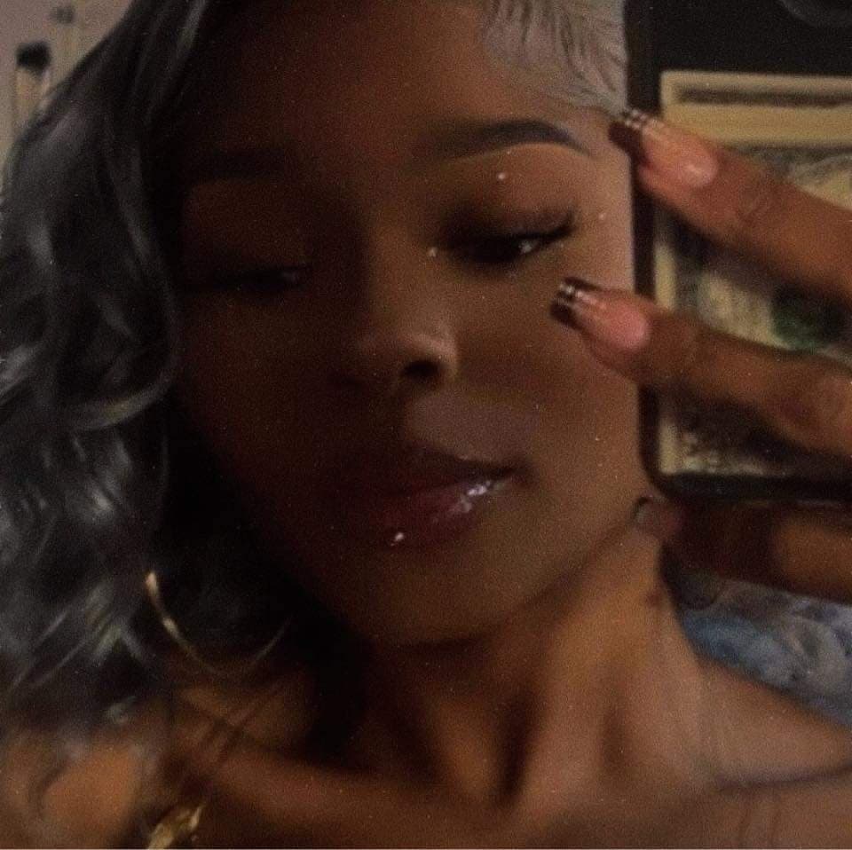 Brooo look at this dumb ant looking bitch you are not a barbie lmafo get rap3d lol