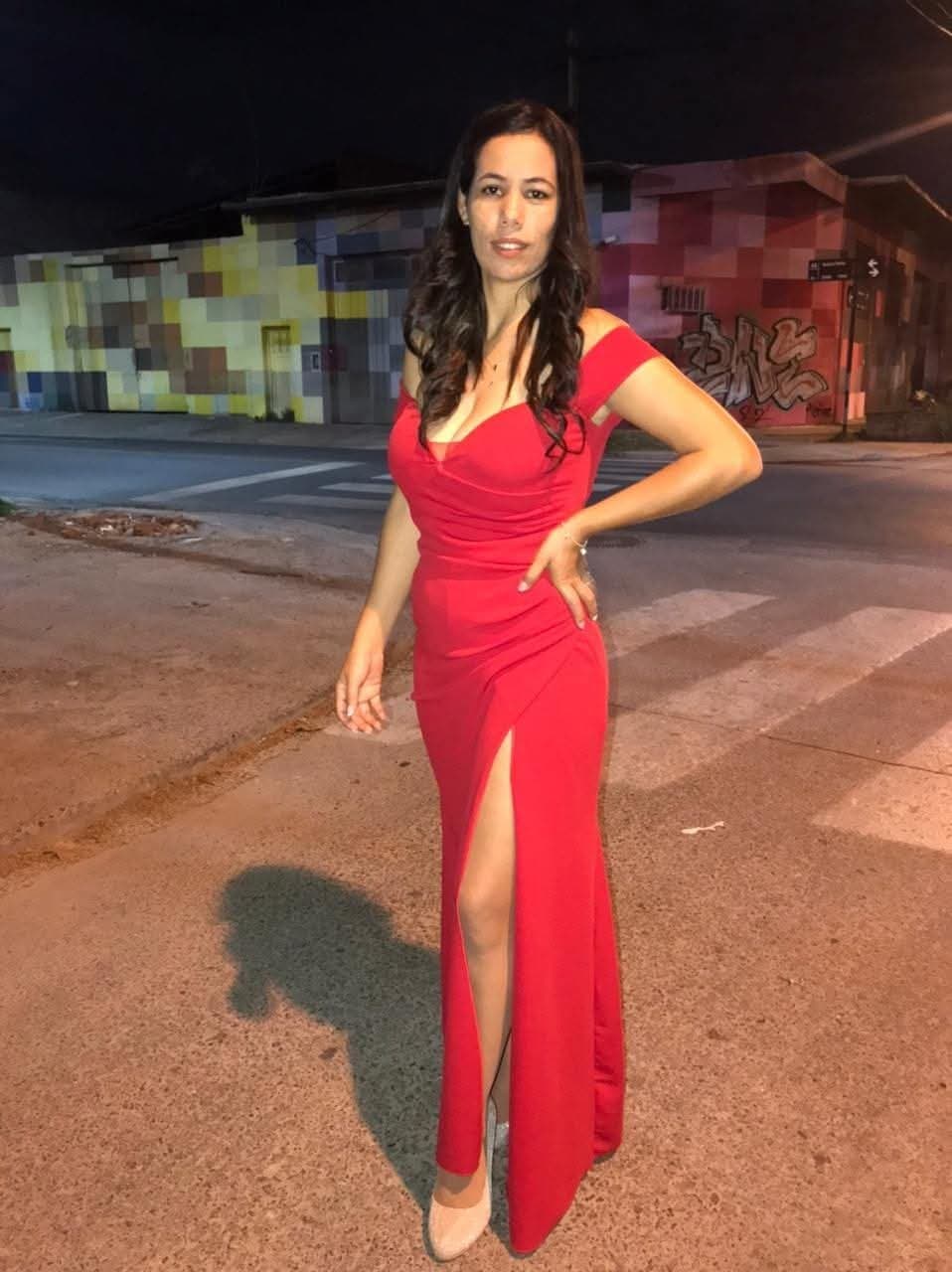 Mi Hermanastra paraguaya villera y ninfomana