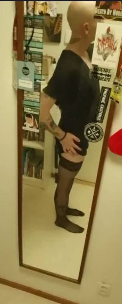 Click to view full size Cross dressing fun