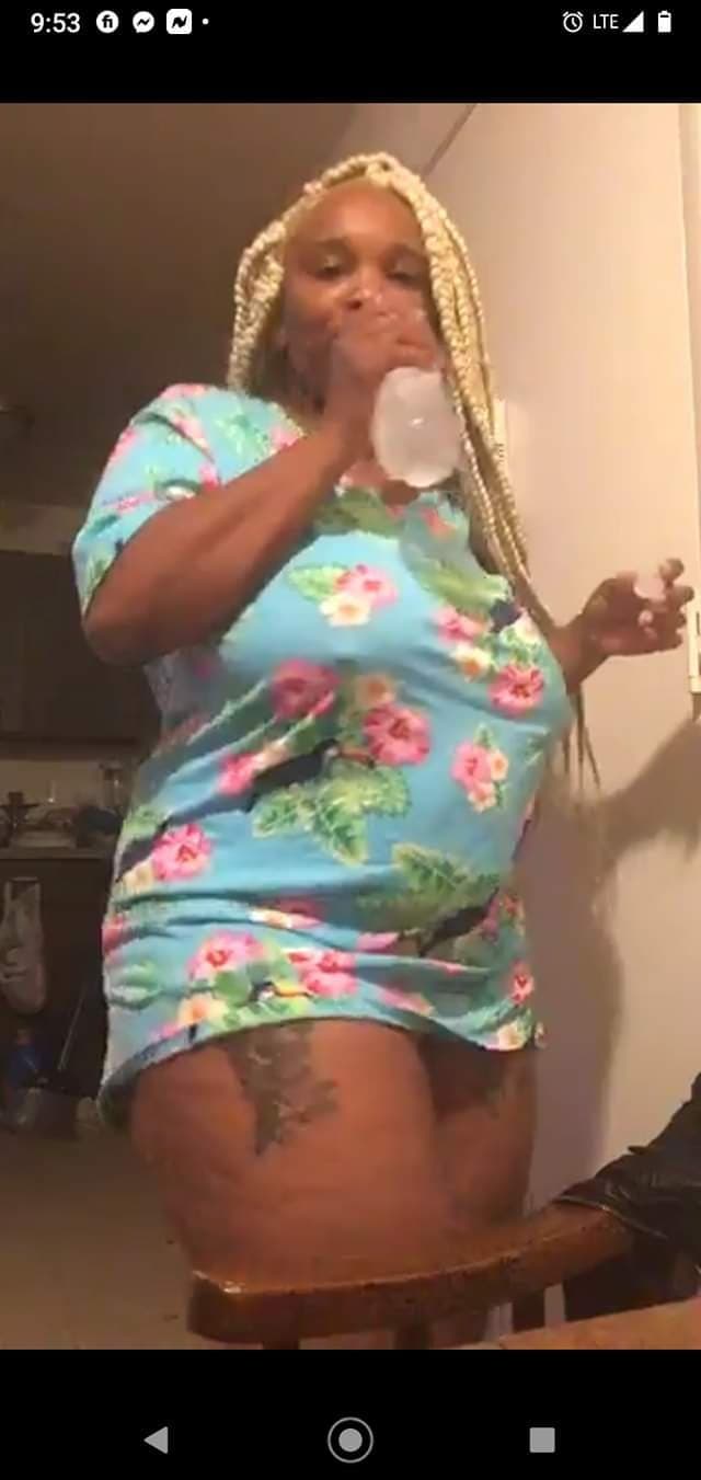 Freaky Bi Bbw Auntie (She need to start a only fans) I would not pull out 19