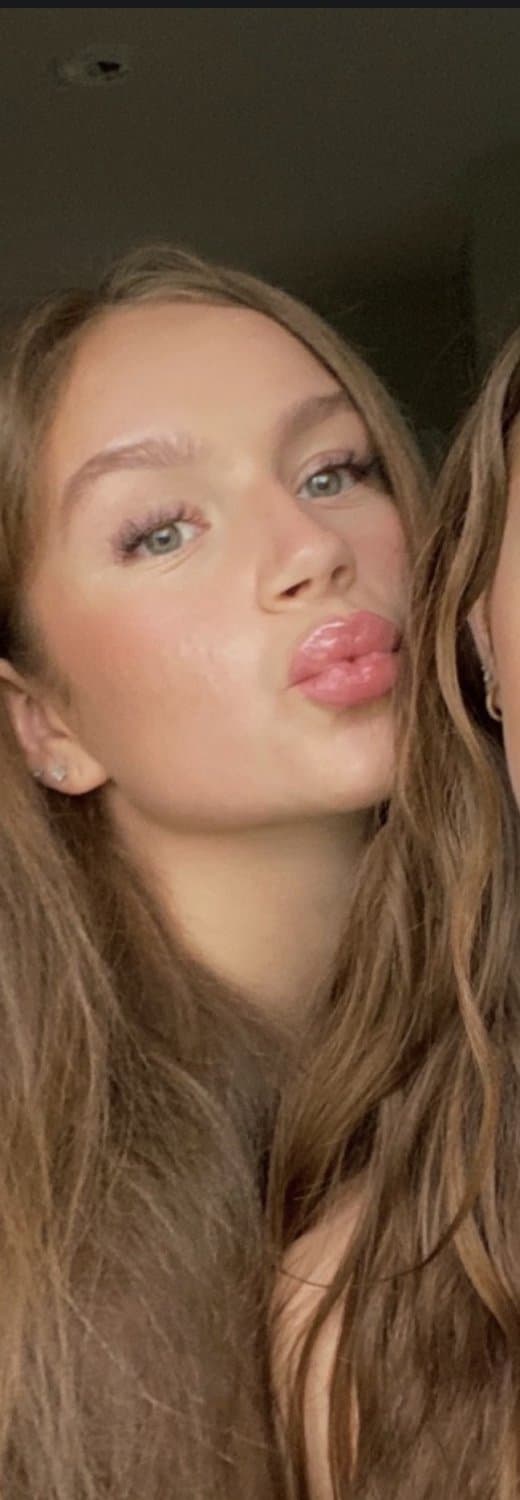 Sophomore Blonde Stunner with a gorgeous facecard