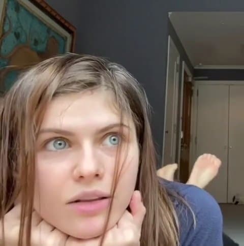 i swear Some feet were made for kissing ?????