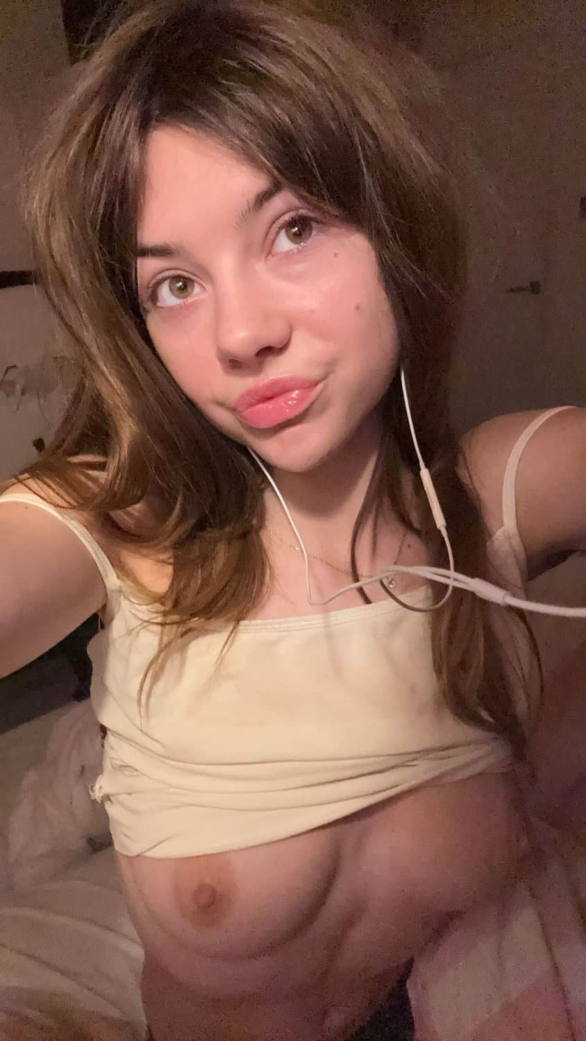 Click to view full size Lila uploads 3