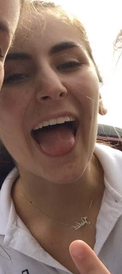 Irl Madisen’s sexy brunette sister Julia has a face begging for cum. +AI. Backup acc in case, dm/kik