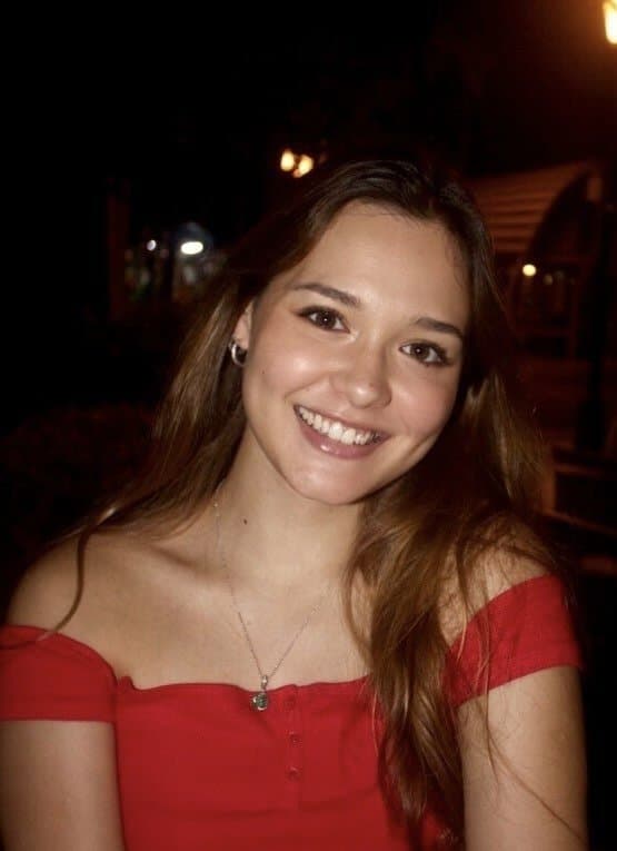 Click to view full size Wasian chemistry teacher Dm to trib her