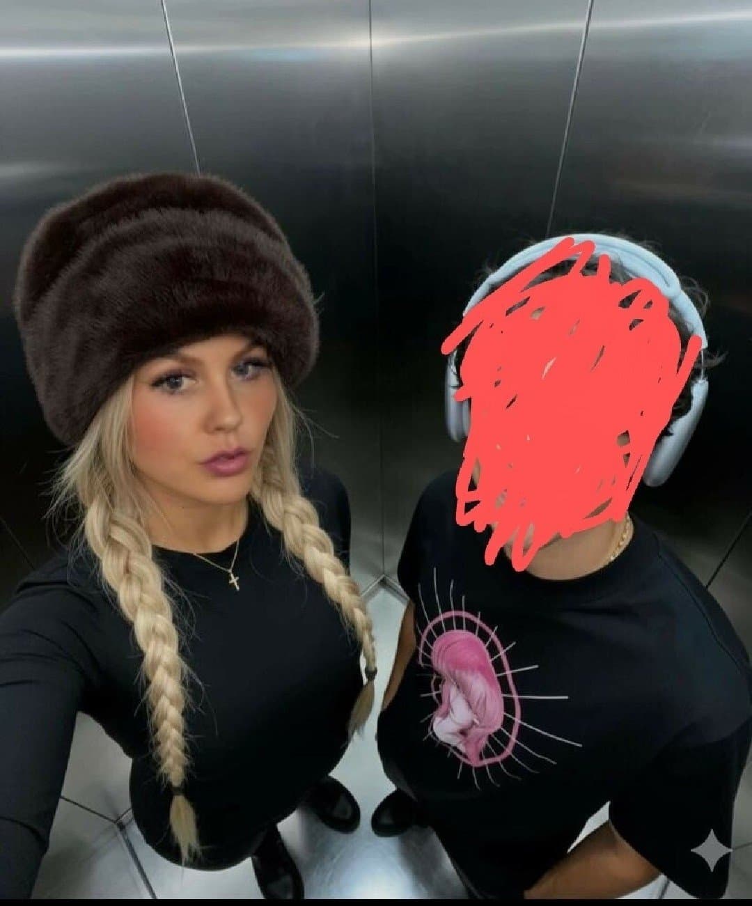 Click to view full size Meetup with sadeta hot milf pawg blonde boss in zagreb forgebit office manager