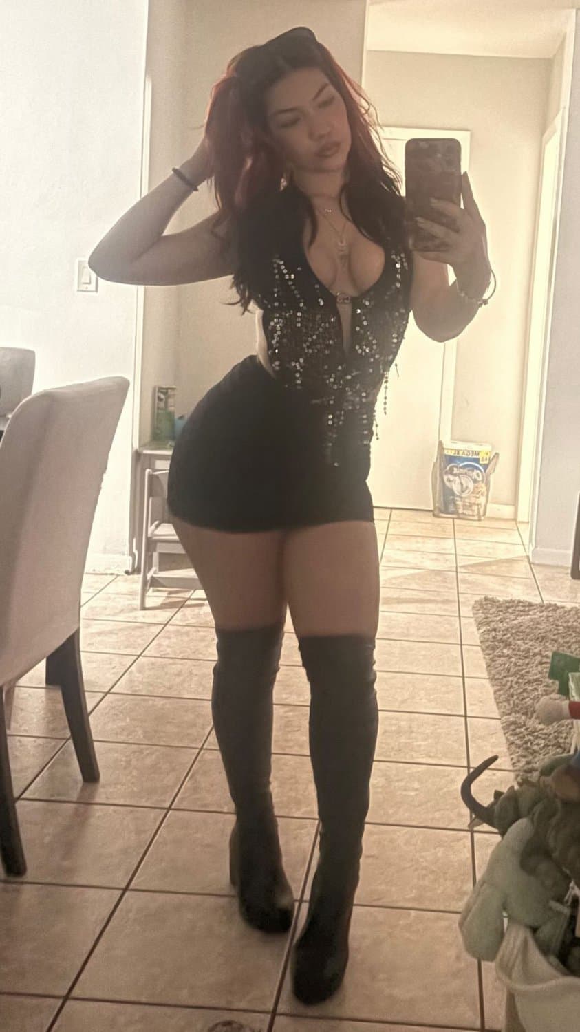 Cheating latina college bbc slut finally let her college mate hit that ass