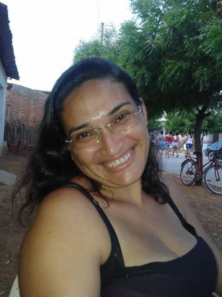 tia Leninha, a tia puta do meu amigo