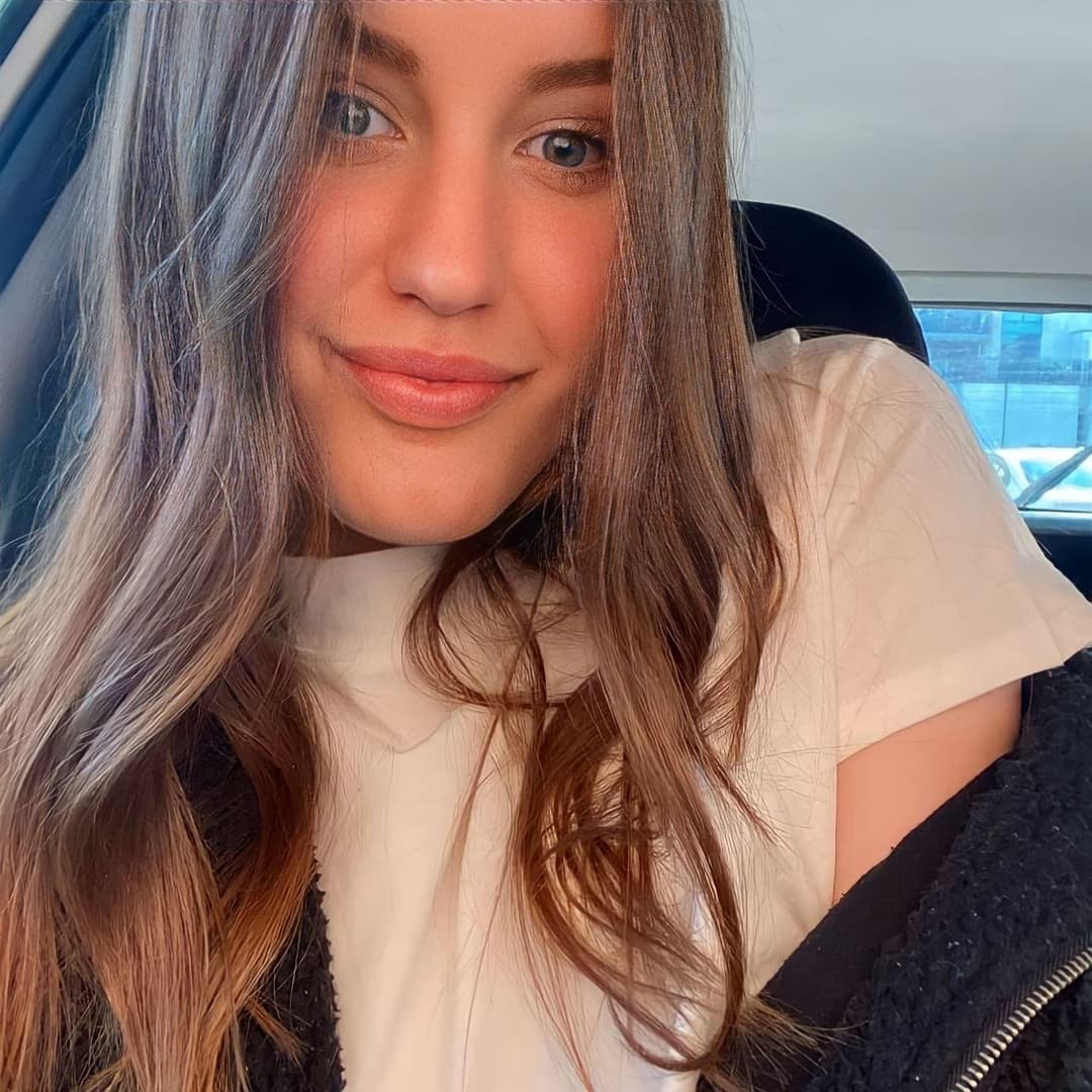 Hot friend’s slut. High heel feet foot ff