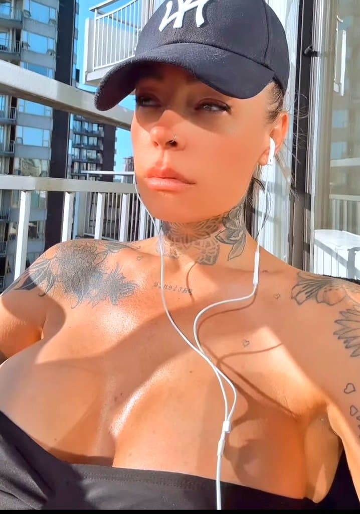 Enhanced influencer fuck toy Brittany kuntz tits for the boys ?