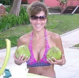 Southwest Flight Attendant Masturbating In Playful Home Video - Tanning Nude Video And Pics