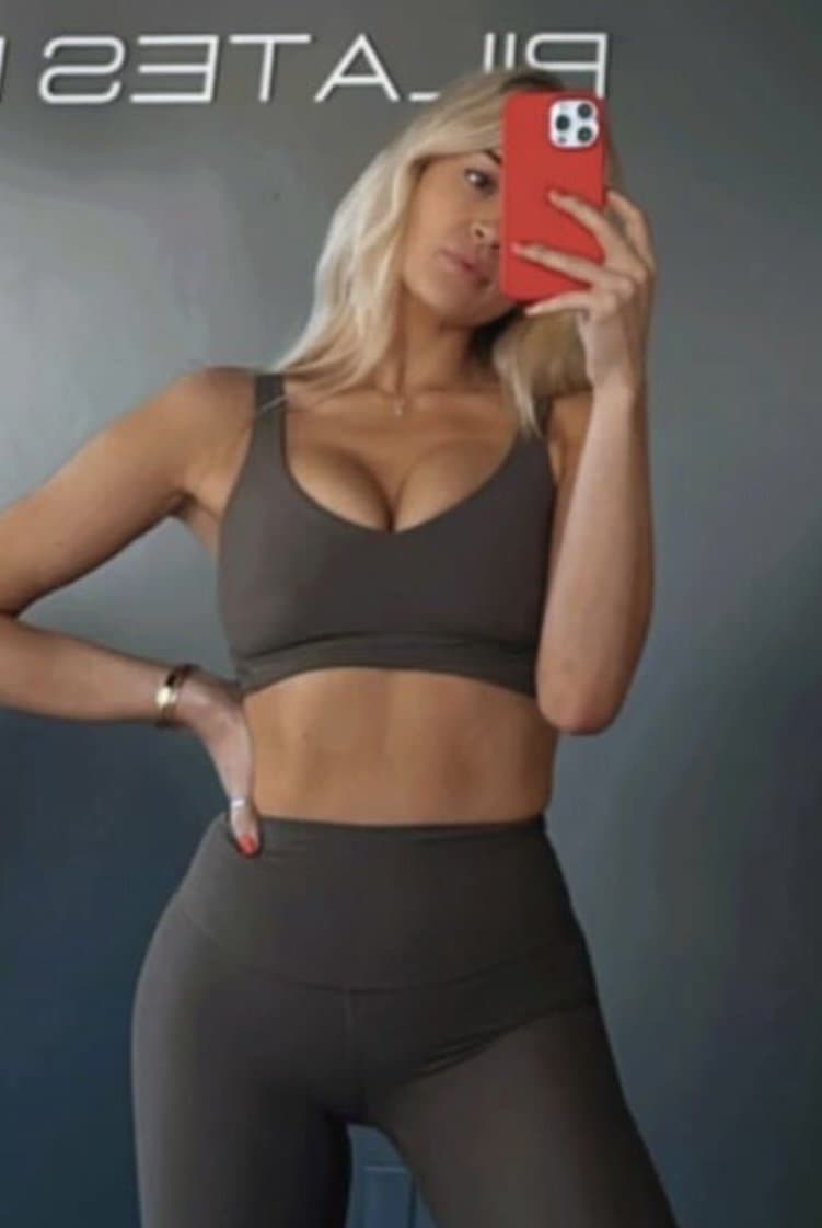 Click to view full size slimthick Pilates Baddie that was a massive hoe in college