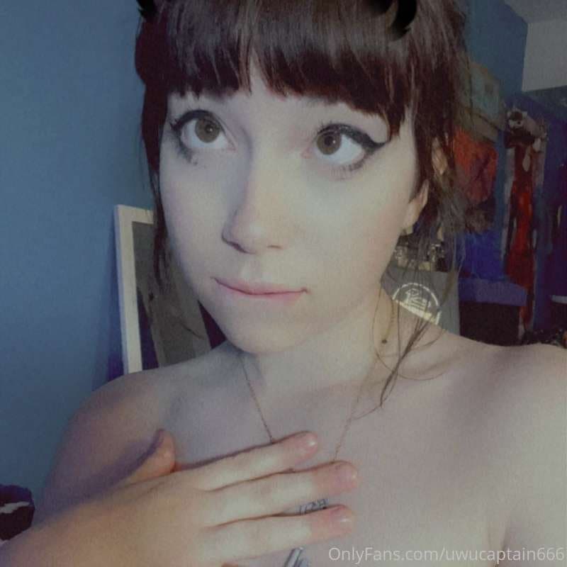 Uwucaptain666 pics that make ur dong explode (4)