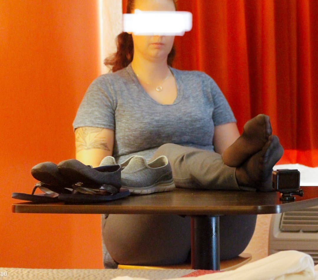 Amateur FJ Model - Stacie