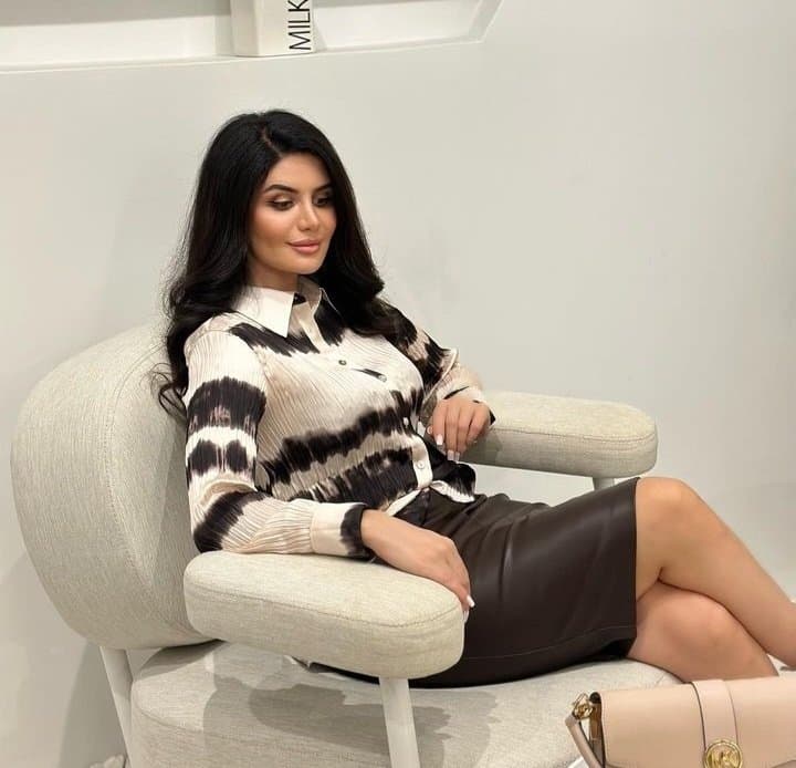 Sexy glamour feet pedicure woman