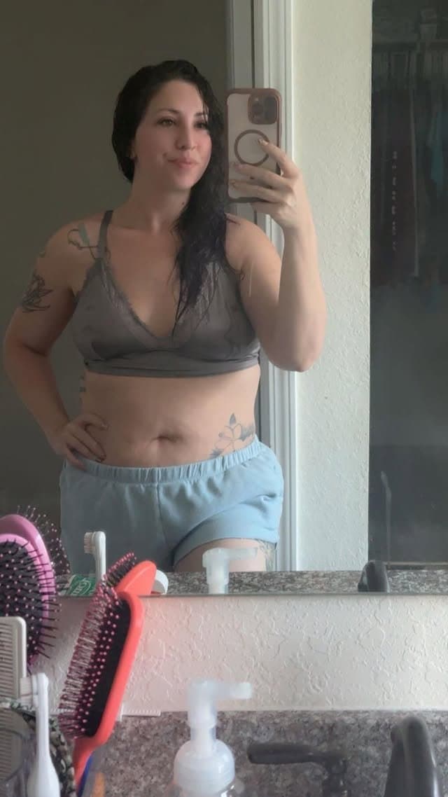 Hot busty single mom Gail