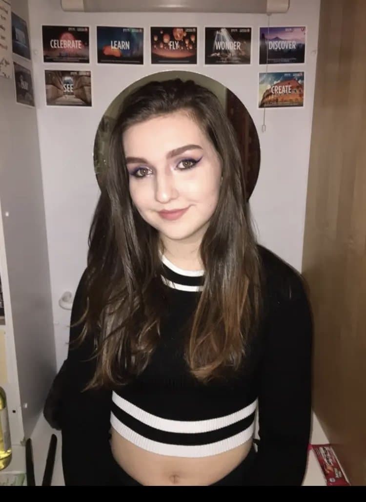 Click to view full size My big ass gf Keira - Kik bigbumk67 and bully me