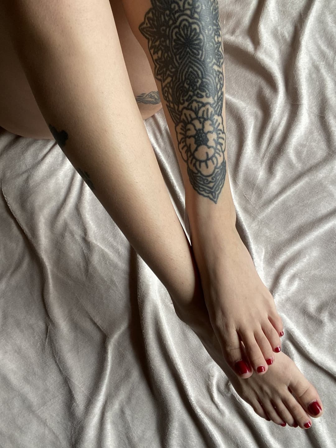 Suck each toe nice and slow… don’t miss a single one