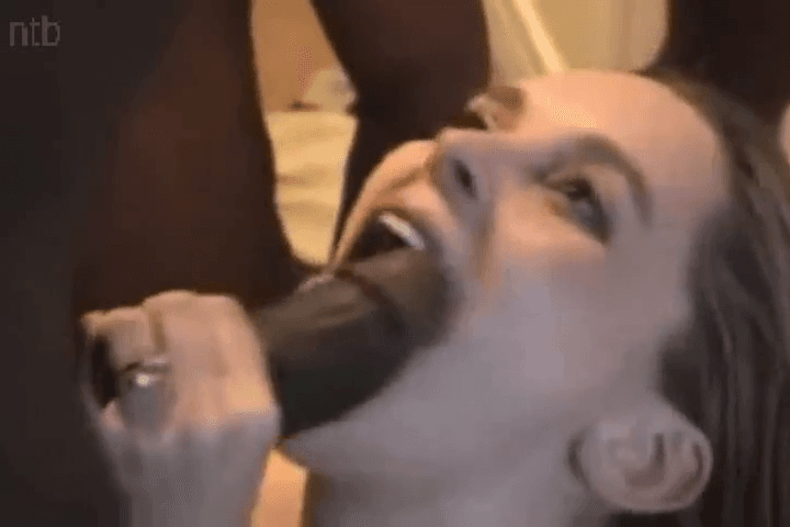 Click to view full size Blonde girl demolished in BBC gangbang