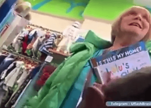 Having a conversation with a nice granny stranger