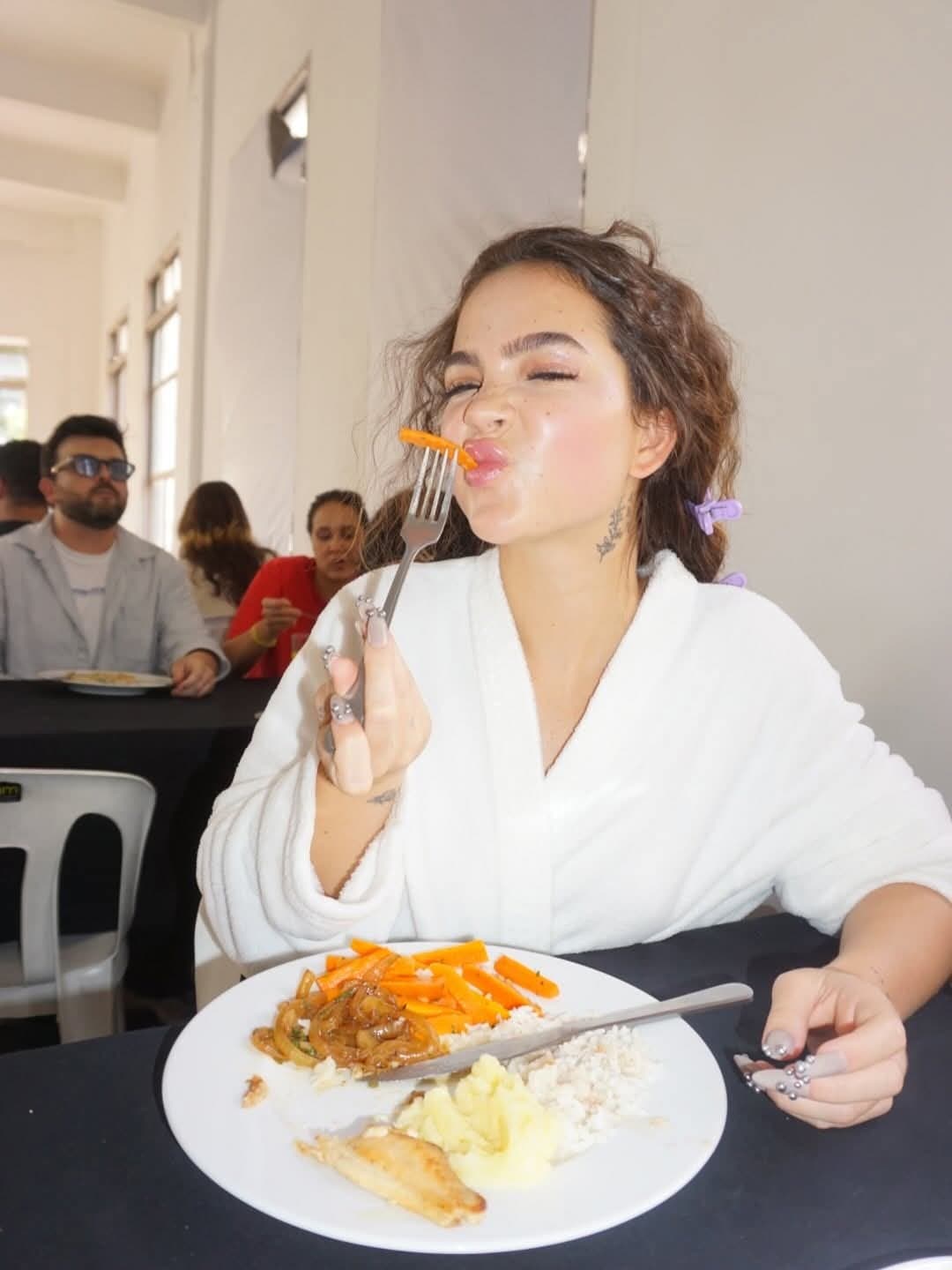 Mel Maia a beleza linda , novas fotos...Mel deliciosa e gostosa !!!