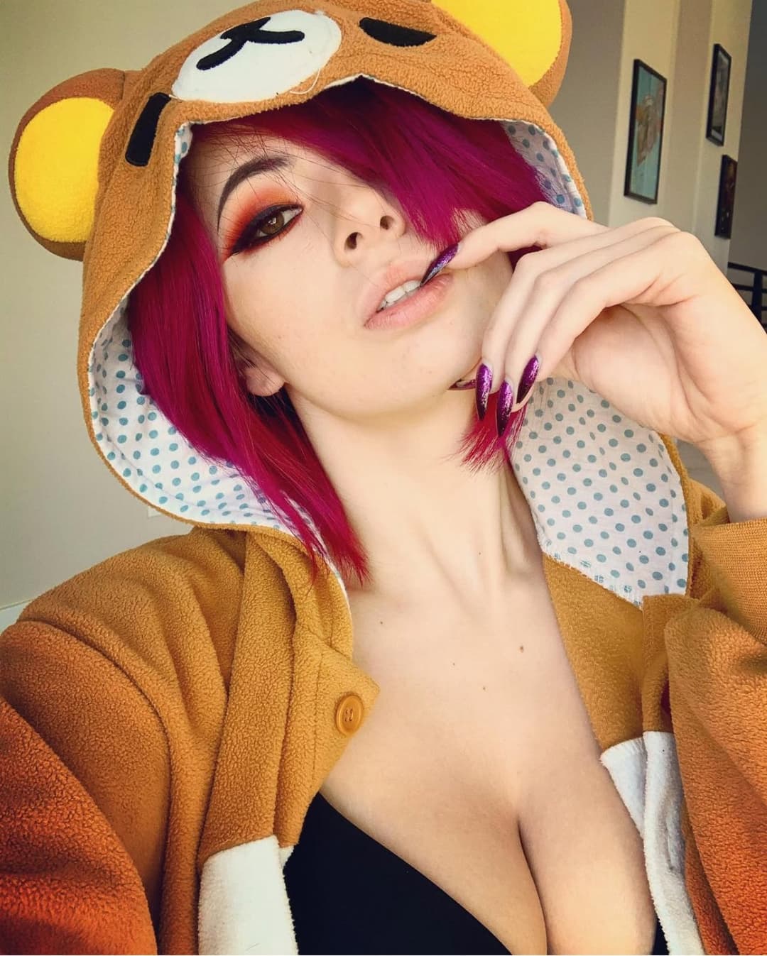 Sexy Cosplaying Bitch
