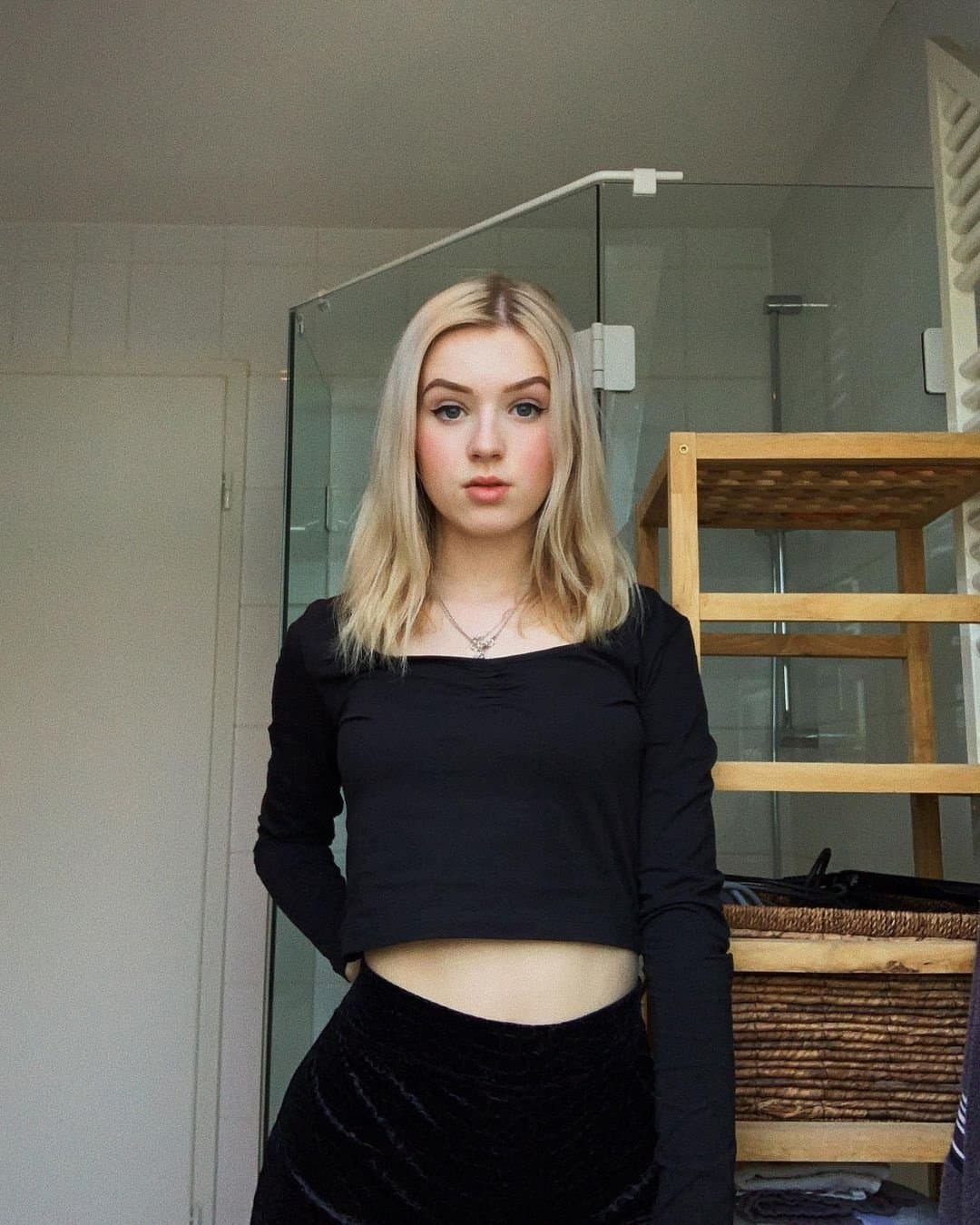 Vanessa 21yo Polish cocksucker living  in Germany