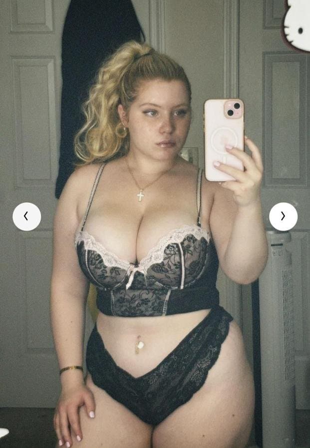 18 years old whore, blonde big tits big ass Gid bless America and her whore ass