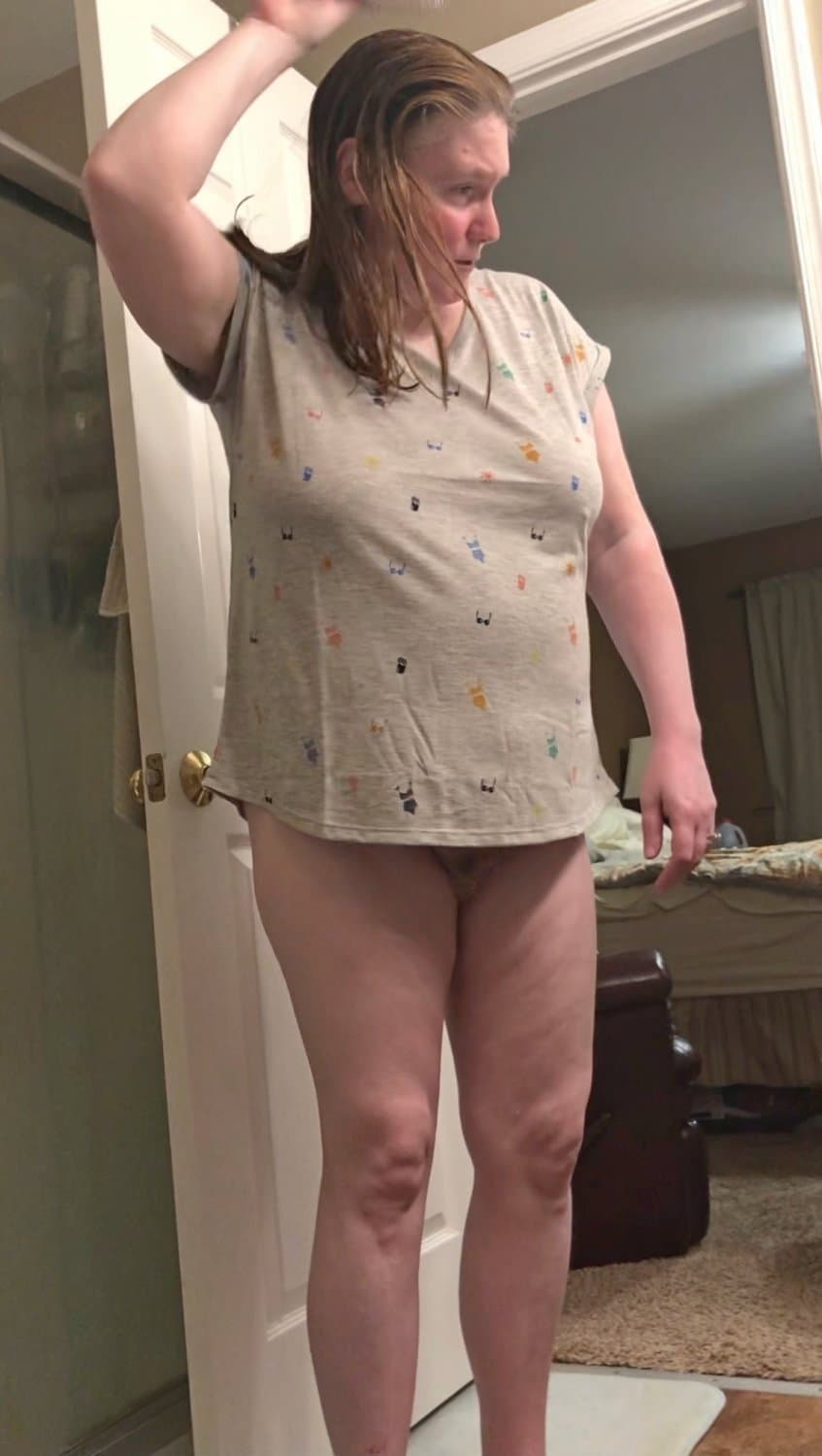 Sexy Big Tit Slut Mom Janna Foglia