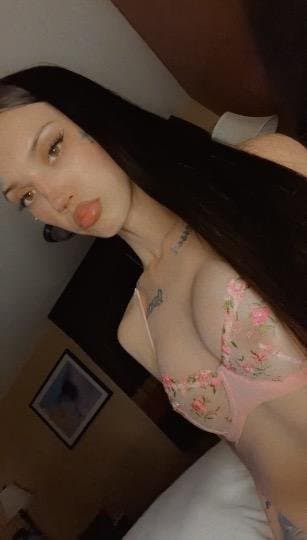 Click to view full size 23 year old Skinny Escort that I f yesterday
