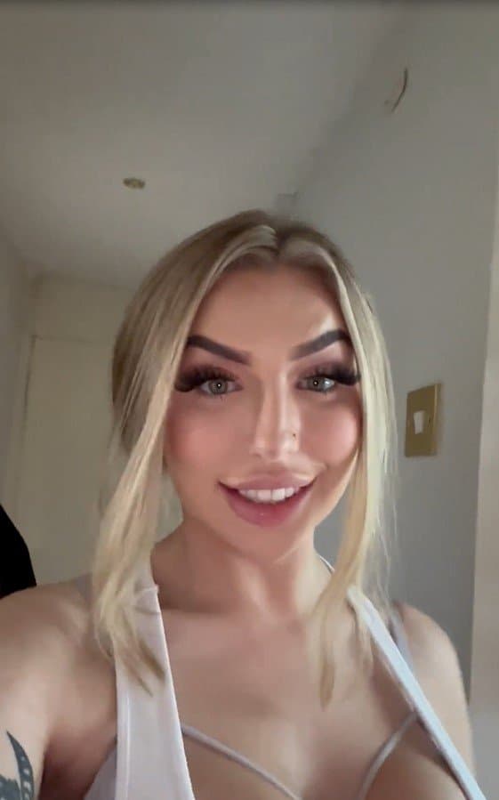 Blond Fuckslut Gets her Tits and Face Fucked