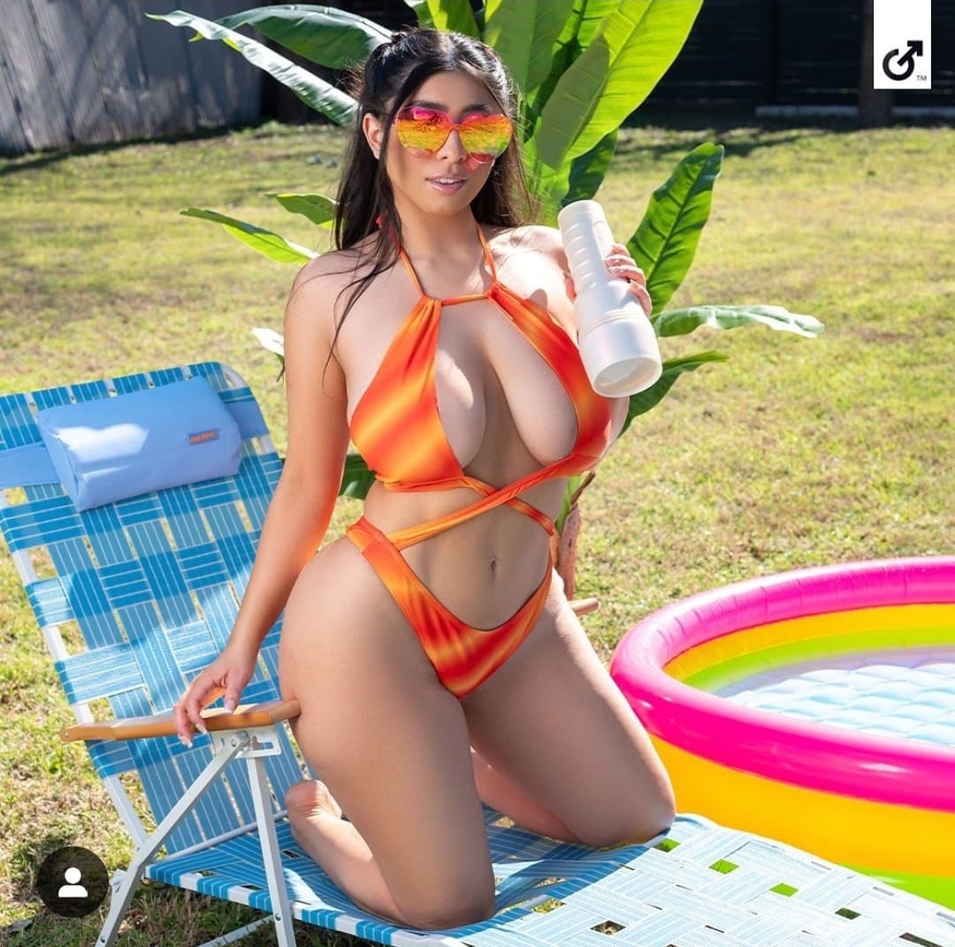 Gorgeous Violet Myers❤️