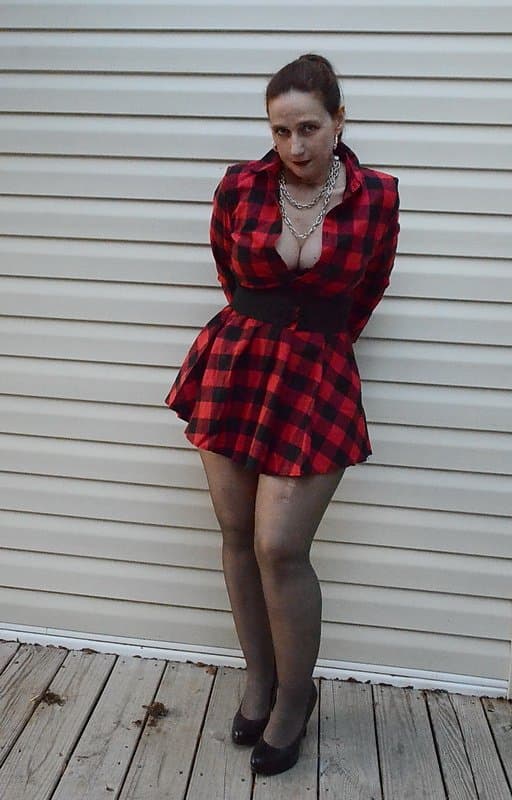 Wife dressed for grocery shopping