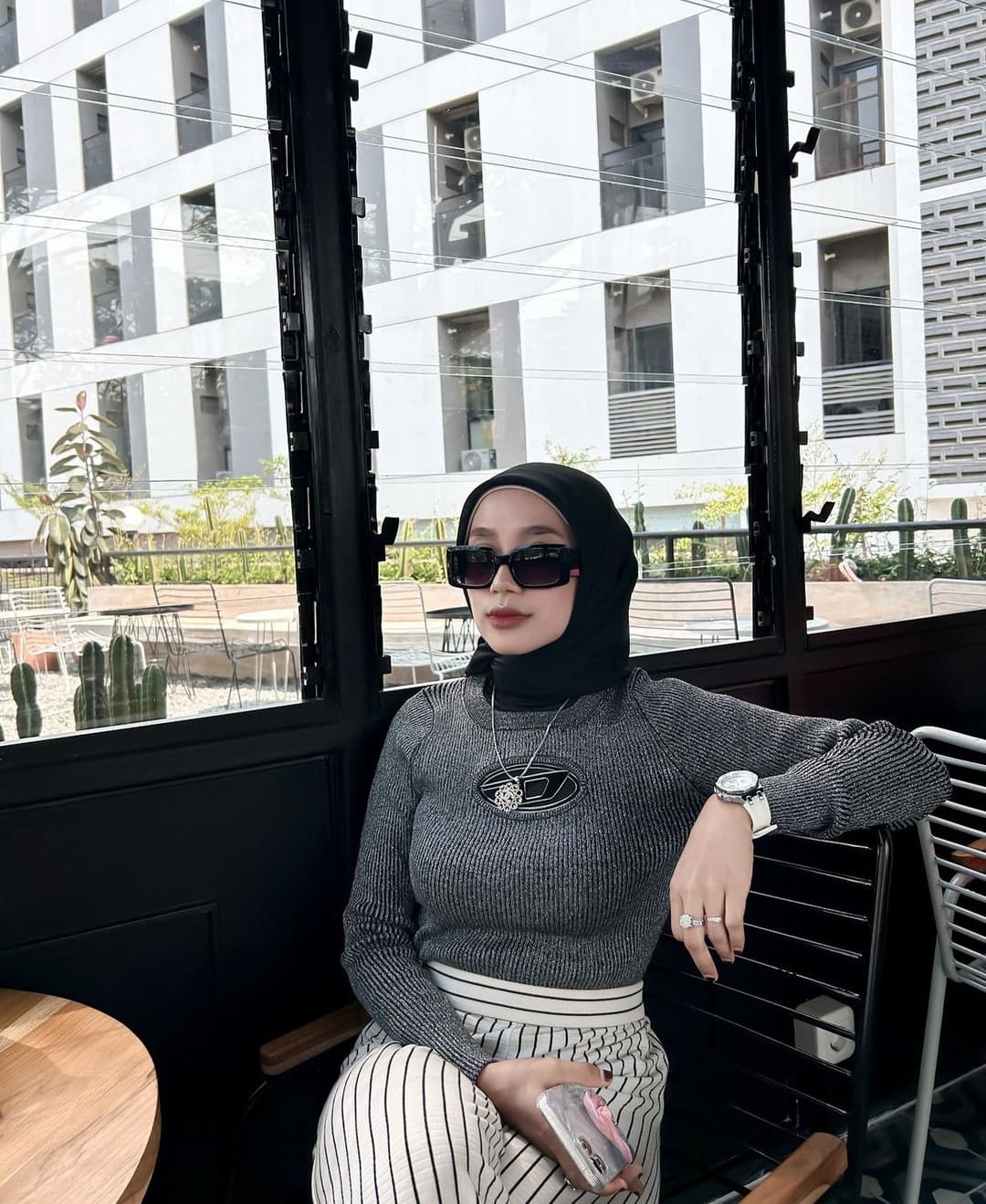 Tetek Padu Indonesian