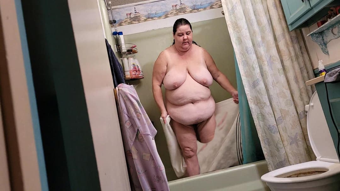 BBW Amputee Webslut with Big Tits