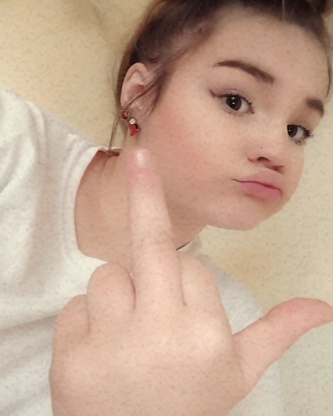 BAD BITCH TT GOONING US FOR FUN