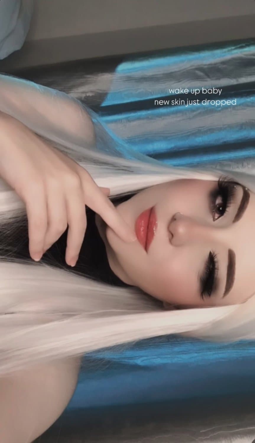 Wellen brook, gostosa de mal humor